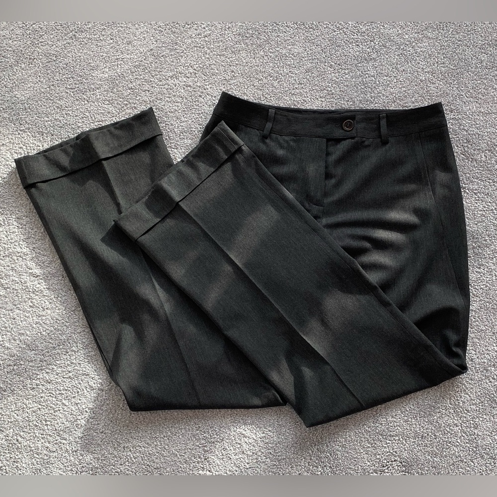 Beautiful Nine West Gray Cuffed Trousers, Size 6